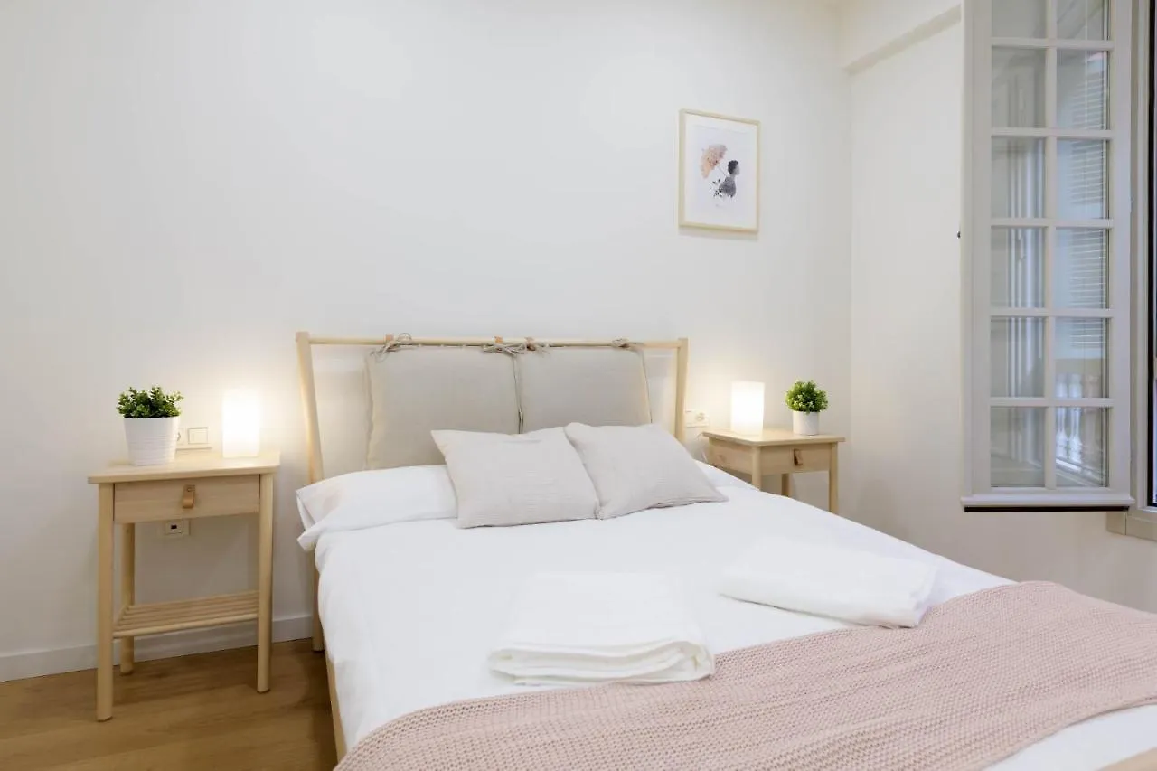 Wintowinrentals Plaza Del Teatro Malaga Historic Center & Free Parking Apartamento